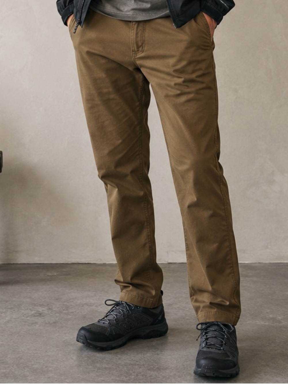 Columbia Men's Brown Casual Chino Pants